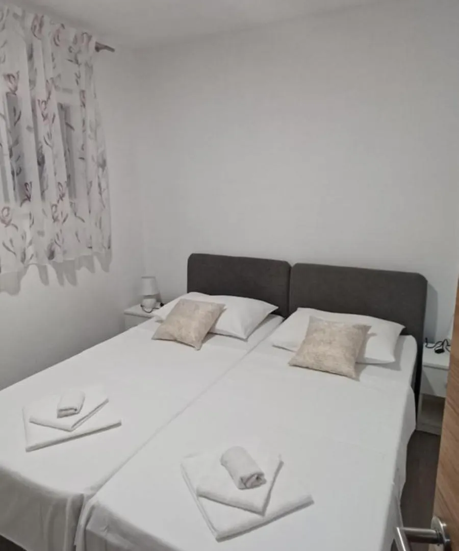 Apartment Neva Split With Free Private Parking Space 0*,  Croatia