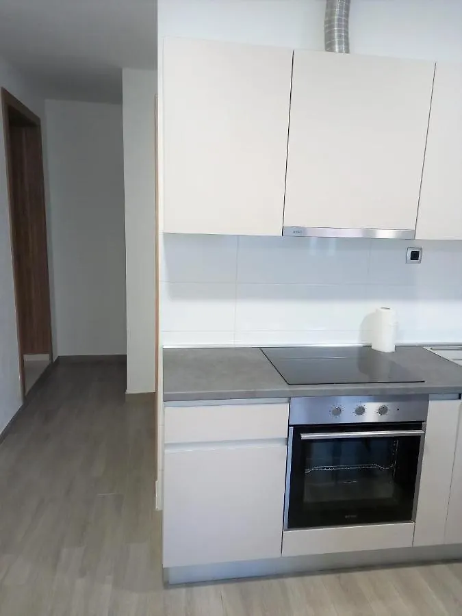Apartment Neva Split With Free Private Parking Space