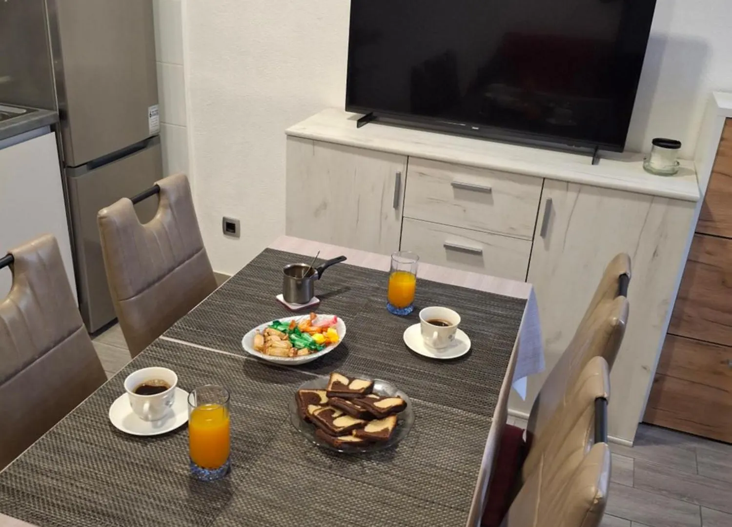 Apartment Neva Split With Free Private Parking Space 0*,